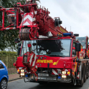 Kranwagen der Berufsfeuerwehr