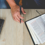 Land und Kirchen vereinbaren Ausnahmeregelung zur Sicherstellung des Religionsunterrichtes – Regligionsunterricht