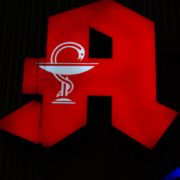 Apotheken vor Ort leisten Notdienste auch während Ausgangsbeschränkungen – Apotheke