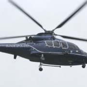 Immer wieder Kinder an den Gleisen – Bundespolizei Hubschrauber