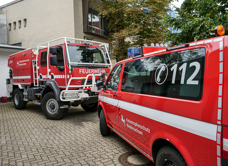 Übergabe Katastrophenschutzfahrzeuge