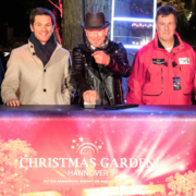 Wundervoller Winterspaziergang in traumhafter Kulisse des Erlebnis-Zoo Hannover – Christmas Garden1