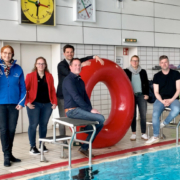 Regionspräsident Krach startet Schwimmkurse der neuen Offensive – Schwimmkurse