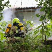 Wedemarker Feuerwehren bekämpfen Hausbrand im Meitzer Busch – Meitzer Busch1 cmm