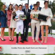 Ascot Flair lockt 12.500 Besucher auf die Neue Bult – Audi Ascot1 cmm