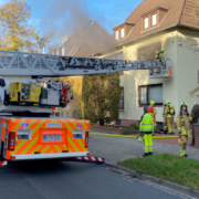 Senioren retten sich vor Zimmerbrand – Zimmerbrand 221113