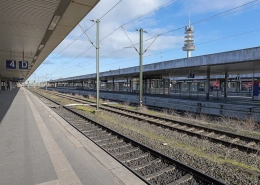 Bahn-Neubau Hannover-Hamburg sorgt für Widerstand Bahnsteig