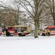 Frau bei Brand schwer verletzt