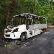 Kleinbus ausgebrannt