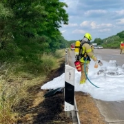 PKW-Brand mit Gastank auf der BAB 7 – PKW Brand Gastank 190623 bf