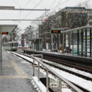 Hochbahnsteig Wiesenau