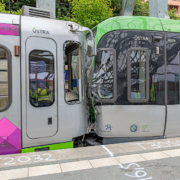 Großeinsatz in Hannover-Mittelfeld: Stadtbahnkollision an der Haltestelle Messe-Ost – BGPress 1142865