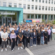 84 Nachwuchskräfte starten bei der Region Hannover Ausbildungsstart Nachwuchskräfte