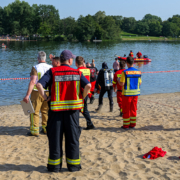 Großeinsatz für Feuerwehr und DLRG am Silbersee
