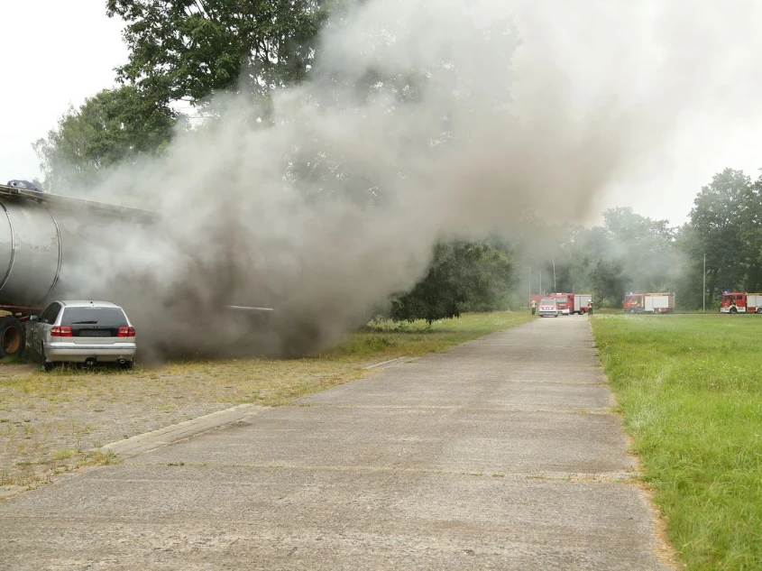 Regionsfeuerwehr übt Waldbrandlage in Scheuen