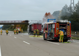 Laster in Flammen: A7 bei Mellendorf stundenlang dicht Brennender LKW