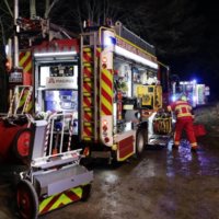 Einsatzsimulation mit eingeklemmter Person an der K114 Schweres technisches Gerät der Feuerwehr