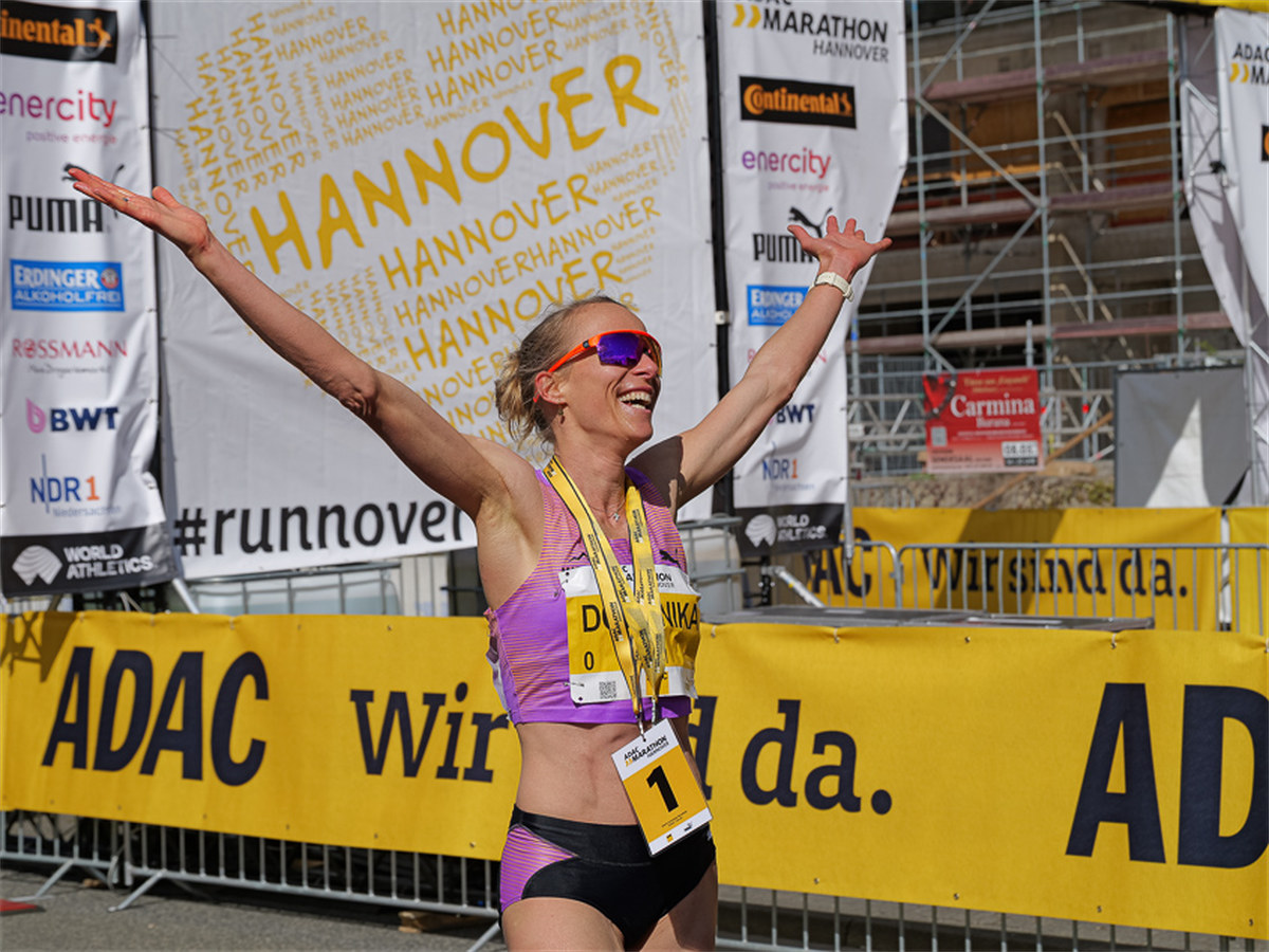 Elite-Duell beim ADAC-Marathon: Drei Favoritinnen am Start Marathonläuferin Domenika Mayer