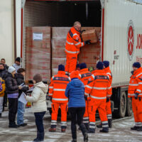 Johanniter schicken Weihnachtstrucker nach Rumänien und Ukraine Weihnachtstrucker JUH
