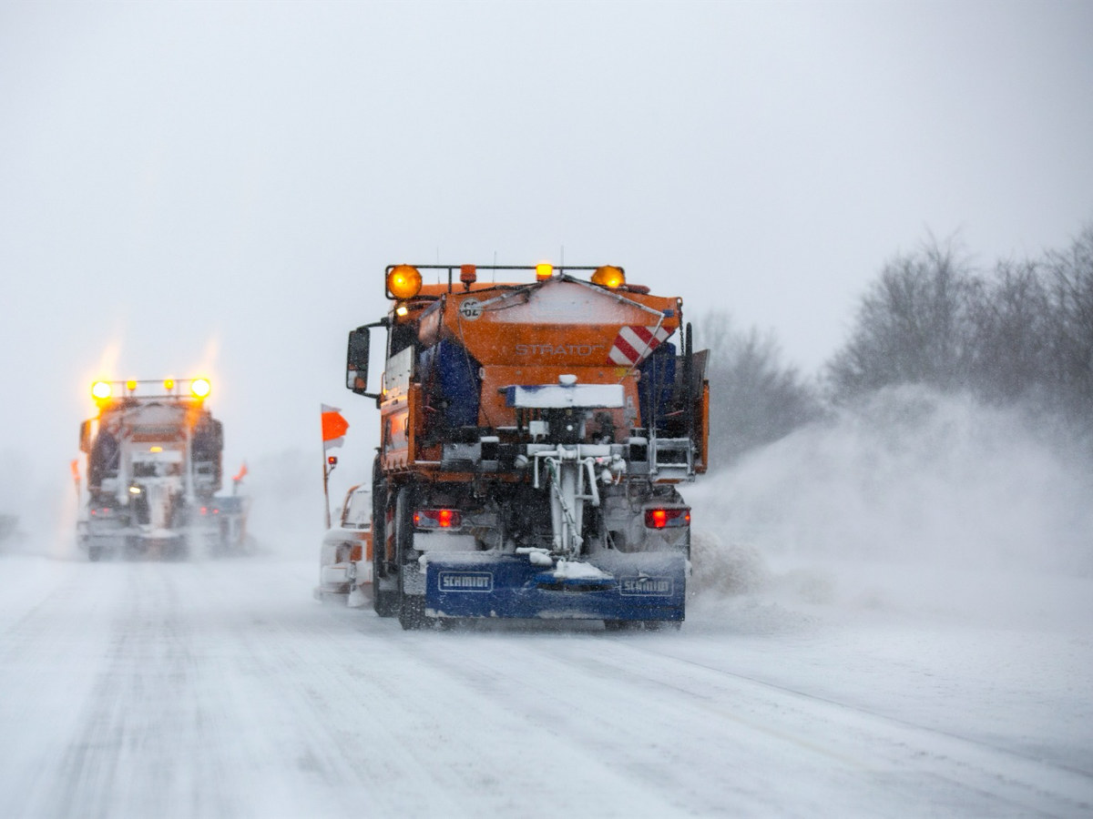 Hannover setzt Tausalzverbot wegen Glätte außer Kraft Räumdienst