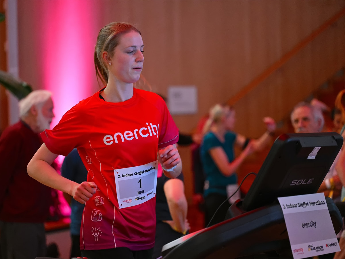 Halbe Million Schritte beim 2. enercity Indoor Marathon enercity Indoor Marathon