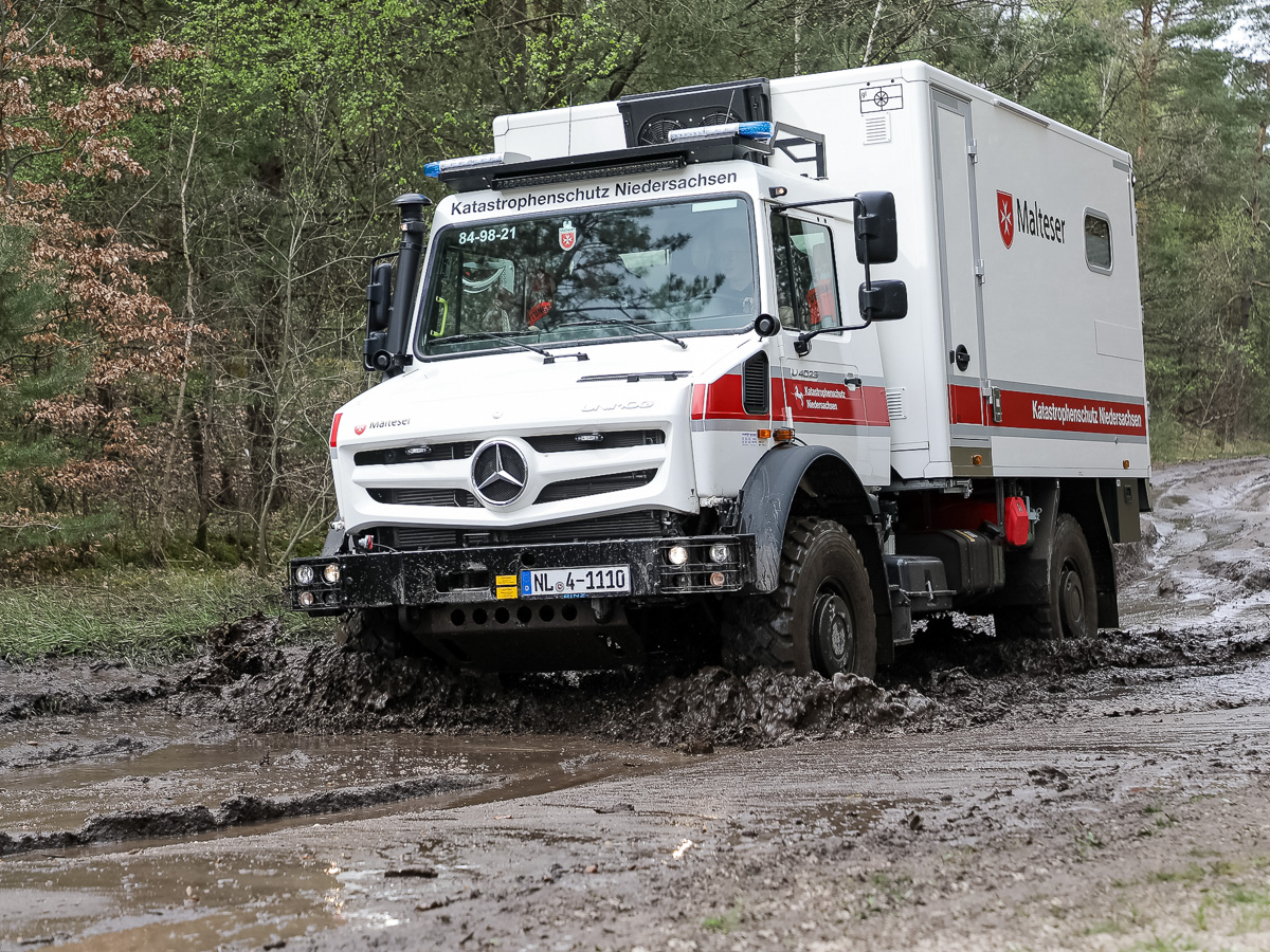 Katastrophenschutz Niedersachsen: Neun geländegängige Krankenwagen in Dienst gestellt – BGPress 20260418 1256 BGPRESS 16