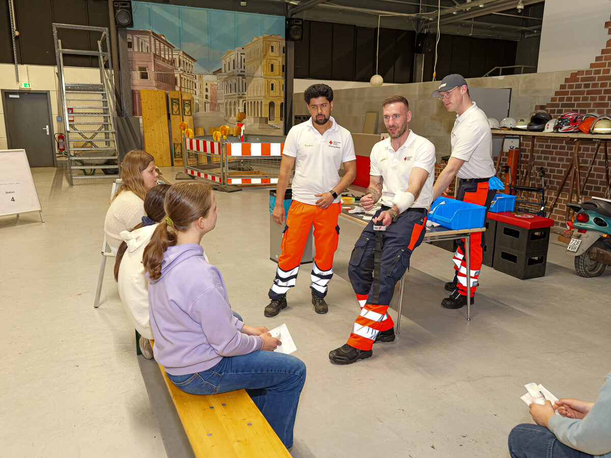 Zukunftstag beim DRK in Hannover: Schüler erleben Klinik- und Rettungsalltag – BGPress 20260423 0957 BGPRESS 1397724