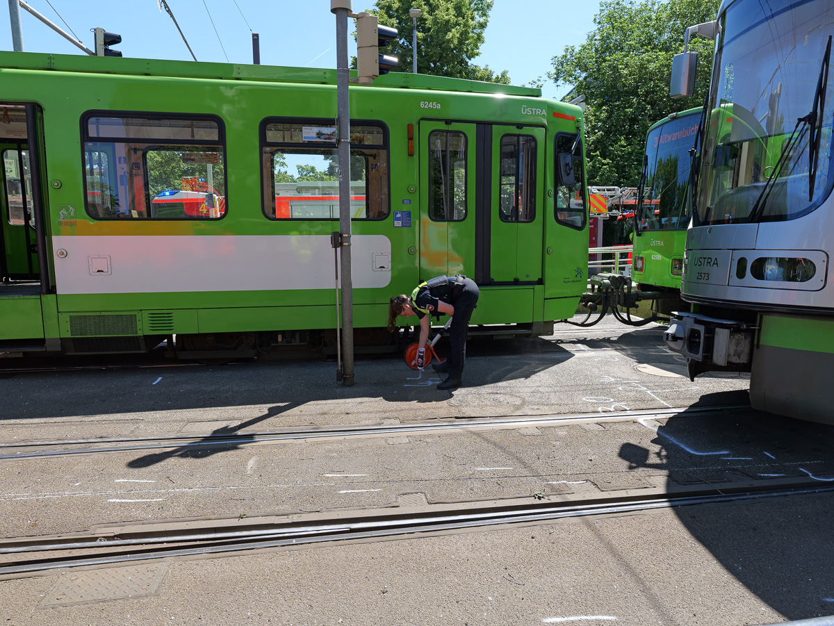 Polizei sichert Unfallspuren