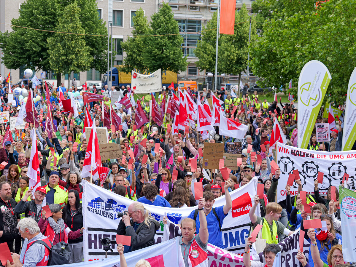 Demonstration gegen Gesundheitsrefom Gesundheitsministerkonferenz in Hannover von Großprotest begleitet – BGPress 20260610 1059 BGPRESS 1398441