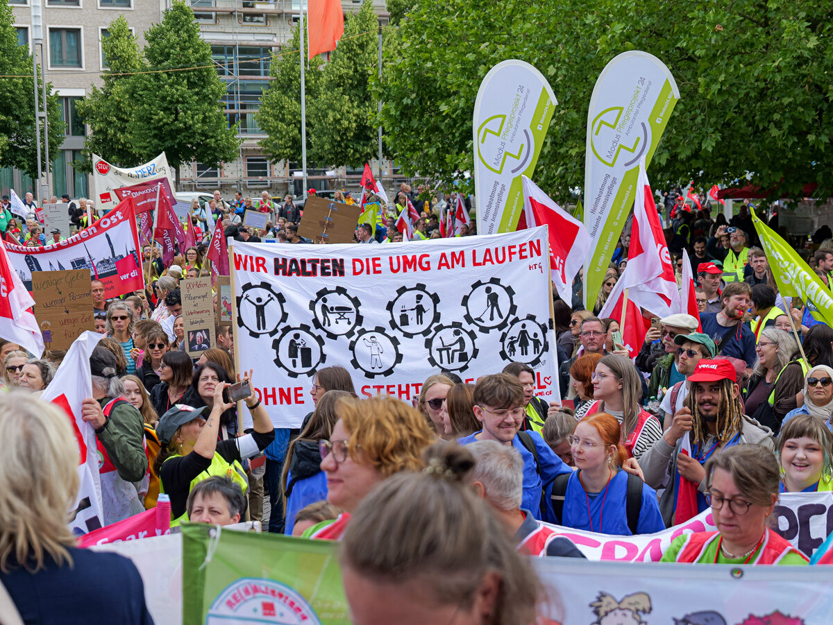 Demonstration gegen Gesundheitsrefom Gesundheitsministerkonferenz in Hannover von Großprotest begleitet – BGPress 20260610 1103 BGPRESS 1398447