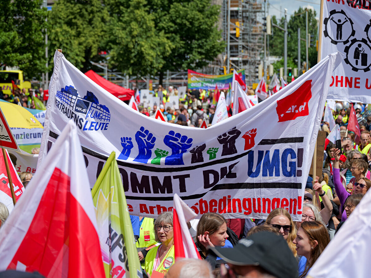Demonstration gegen Gesundheitsrefom Gesundheitsministerkonferenz in Hannover von Großprotest begleitet – BGPress 20260610 1109 BGPRESS 1398460