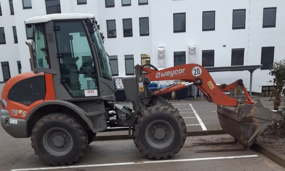 Radlader Diebstahl in Hannover: Polizei fahndet nach Baumaschine Radlader Diebstahl in Hannover: Polizei fahndet nach Baumaschine – Diebstahl Radlader Jagdstall