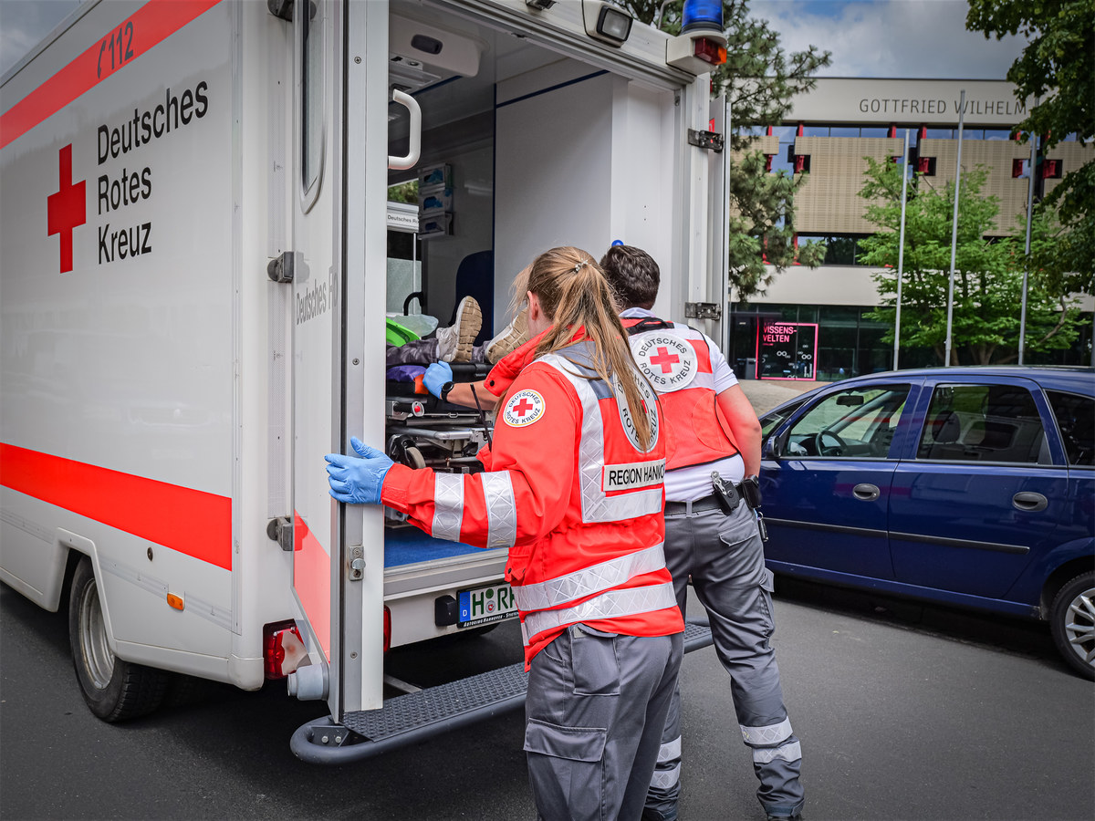 Positive Bilanz nach zehn Tagen Schützenfest in Hannover Positive Bilanz nach zehn Tagen Schützenfest in Hannover – DRK BGP 1057940 Bernd Guenther