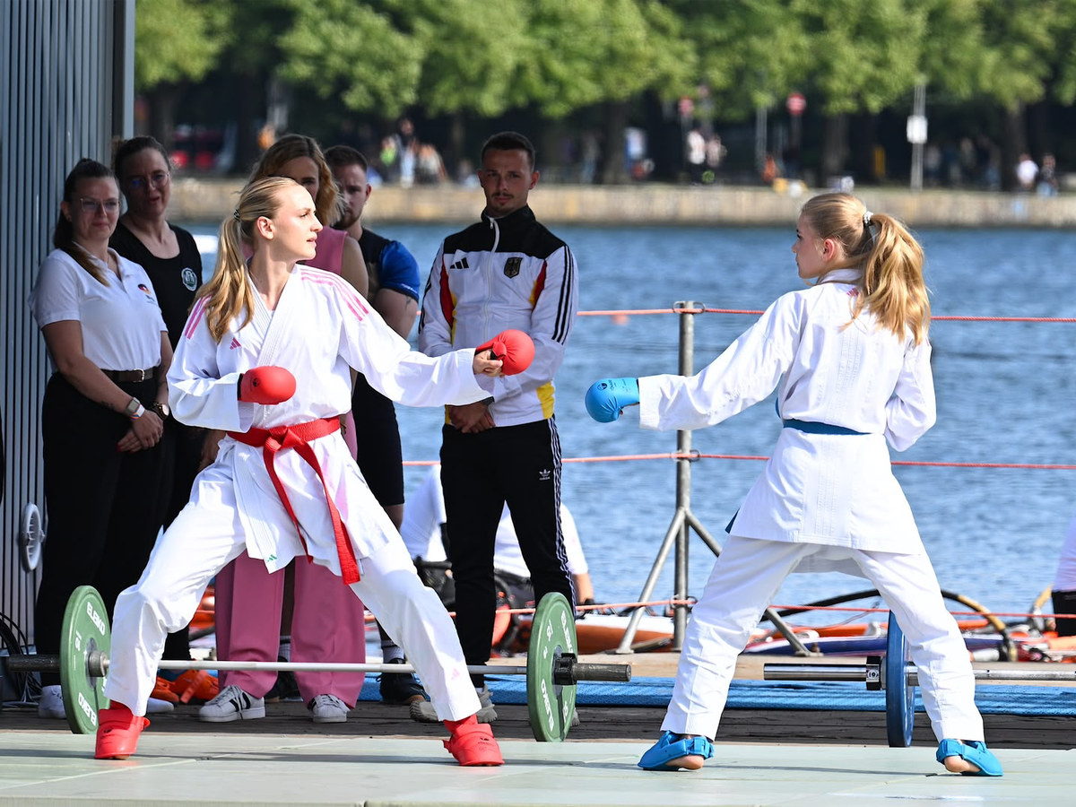 Spektakulärer Auftakt für Maschseefest und Finals 2026 in Hannover – Karate Eroeffnung MF